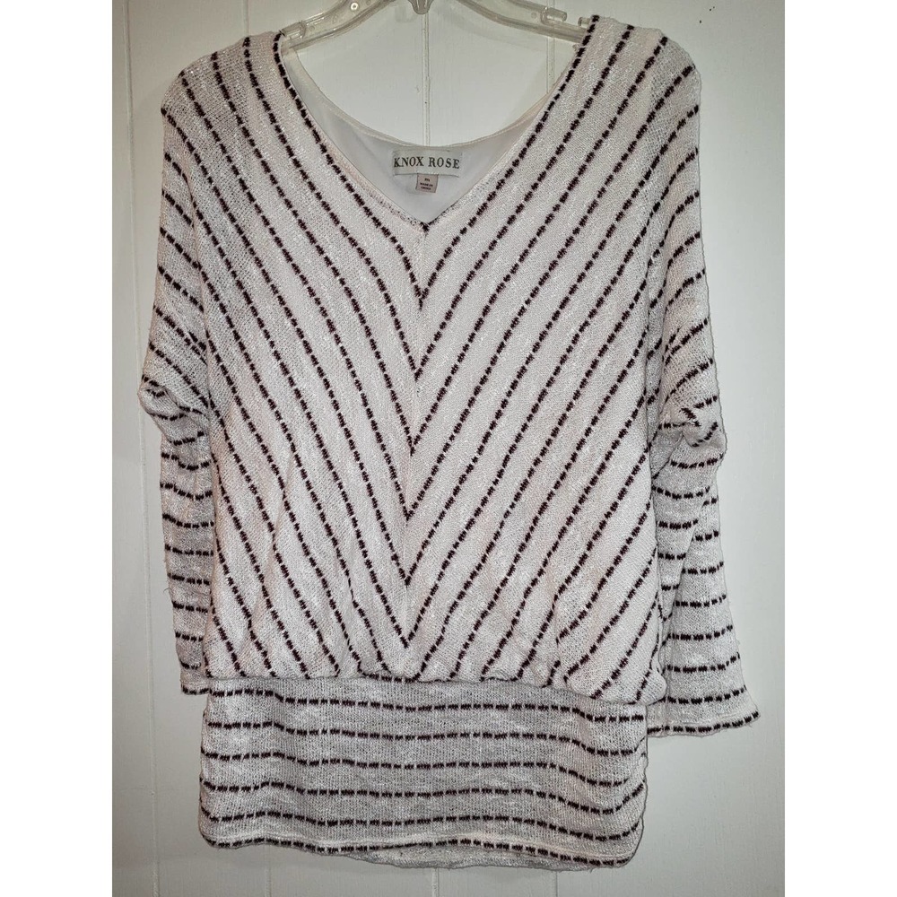 Knox Rose size Medium long sleeve knit